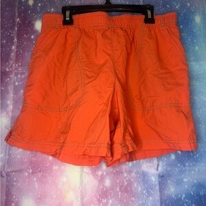 Woman’s Columbia swim shorts 🛍